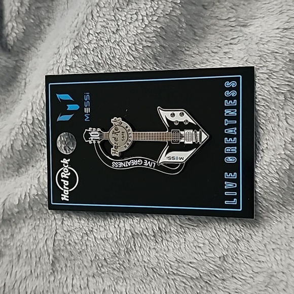 NWT - Hard Rock Cafe - Messi Guitar Pin - Houston- The Messi Collection - Picture 1 of 1